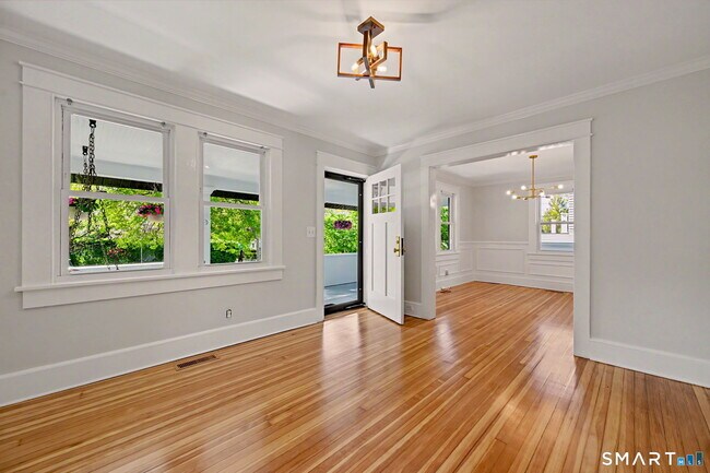 Foto del edificio - 4 Highview Ave
