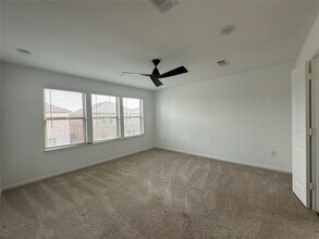 Building Photo - 1052 Laguna Cv Dr