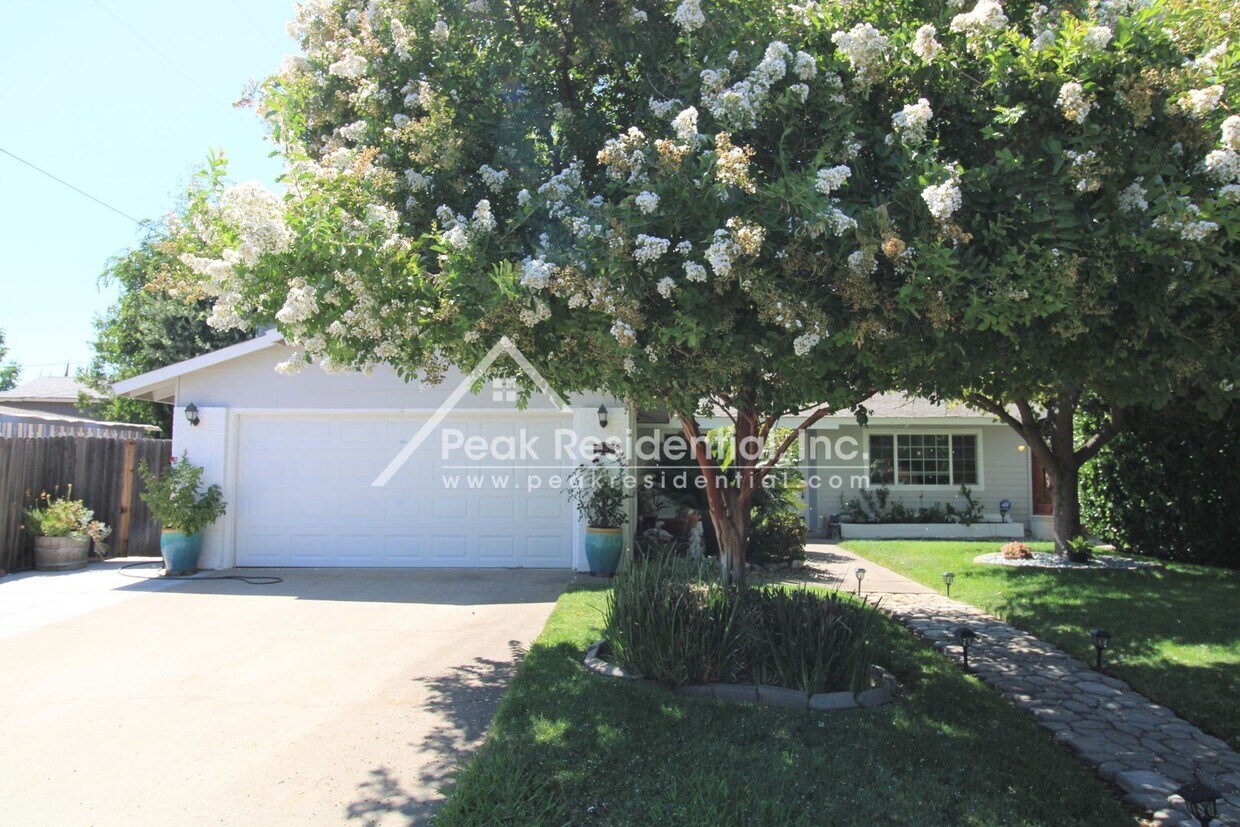 Primary Photo - 3 br, 2 bath House - 2565 Key West Way