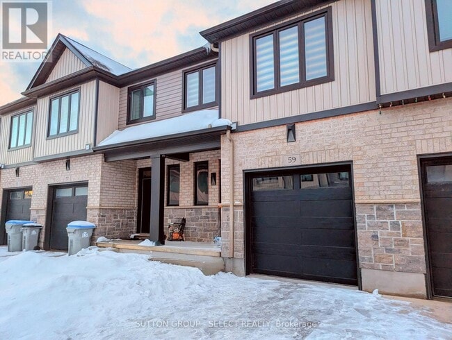 Building Photo - 601 Lions Park Dr