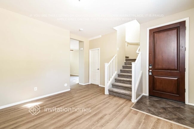 Foto del edificio - 4201 E Carla Vista Dr