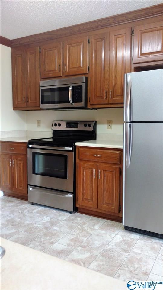 Building Photo - 2320 Magna Carta Pl SW