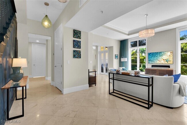 Foto del edificio - 684 10th Ave S