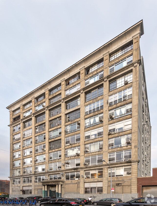 475 Kent Ave - 475 Kent Williamsburg Lofts