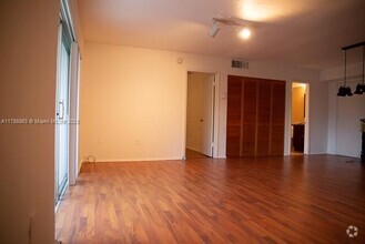Building Photo - 8335 SW 72nd Ave