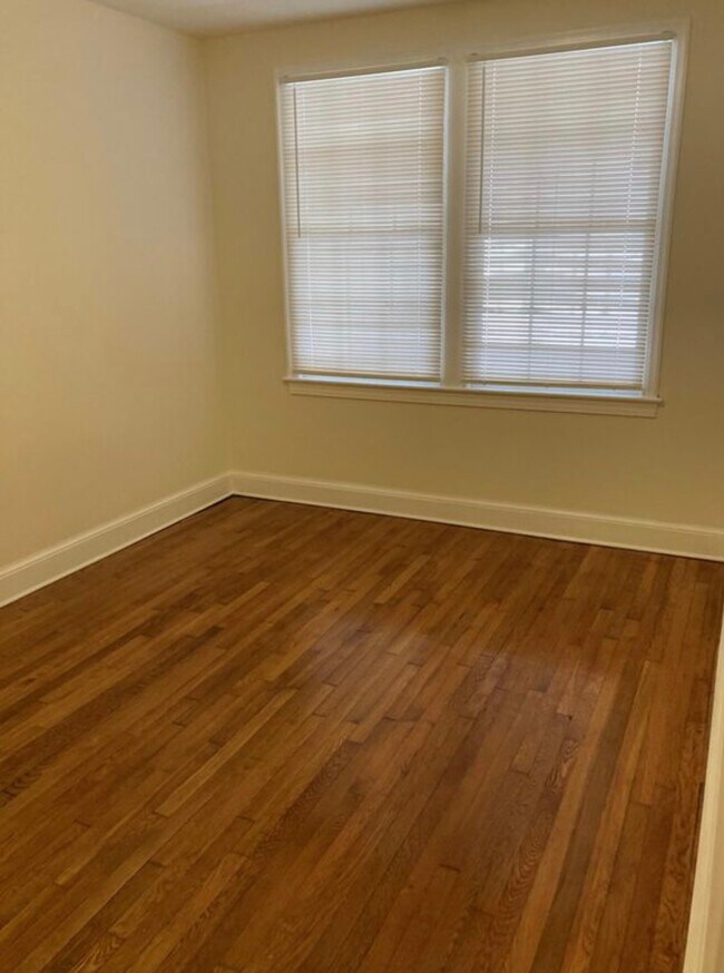 Foto del edificio - 232 10th St NE