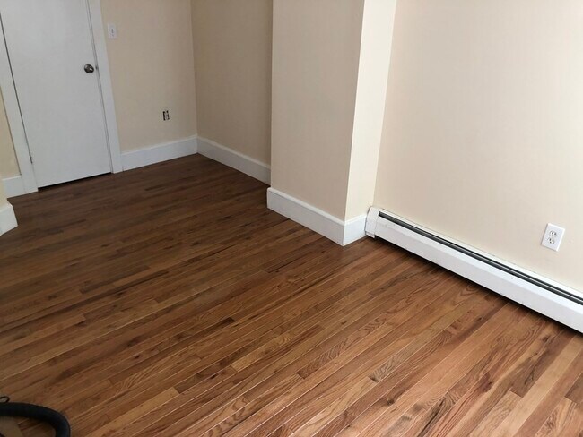 Foto del edificio - 881 Harrison Ave