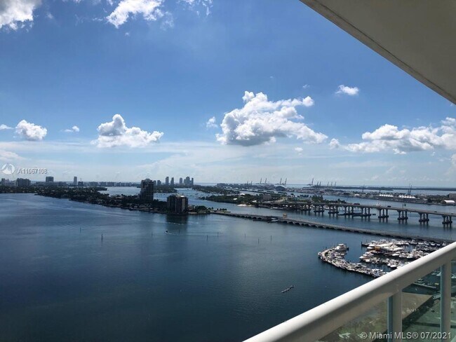 Foto del edificio - 1800 N Bayshore Dr