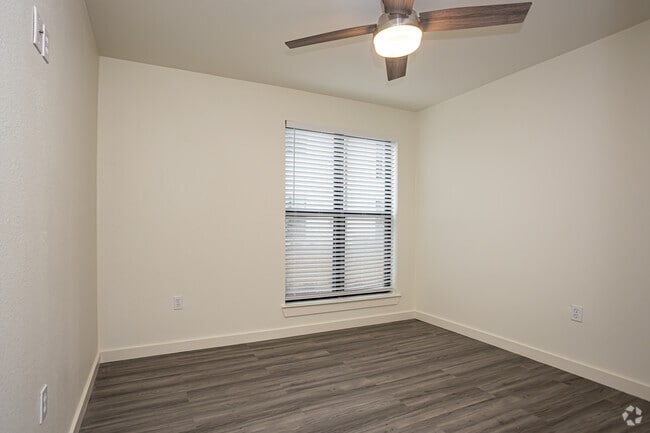 2BR, 2BA - 782SF - Zurqui At Southpark