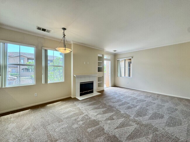 Foto del edificio - Amazing 2B/2BA w/ Attached 2 Car Garage, W...