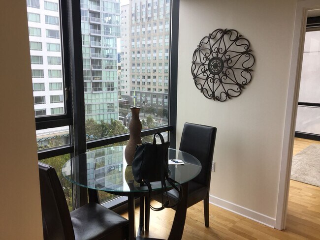 Comedor con impresionantes vistas - 260 King St