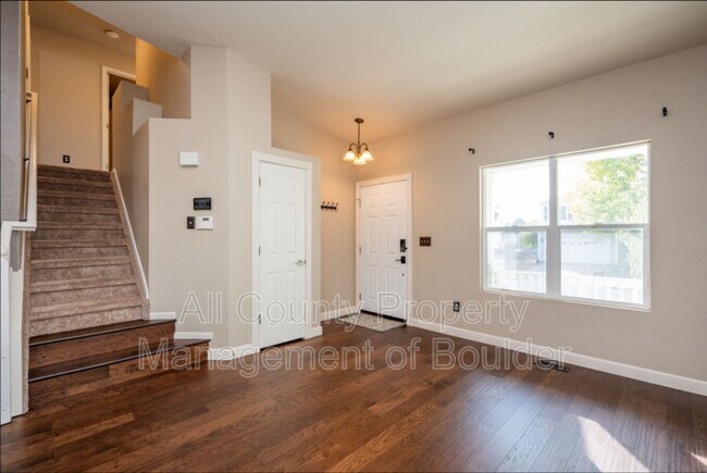 Foto del edificio - 1204 Trout Creek Cir