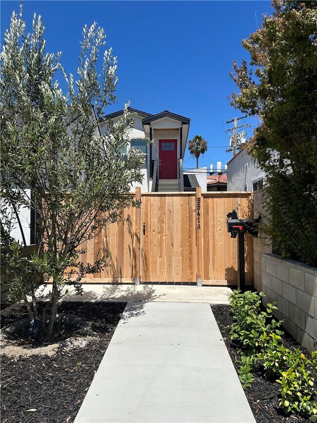 Building Photo - 5541 Riviera Walk