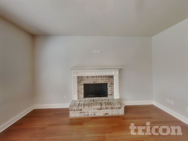 Building Photo - 217 Adeline Ln