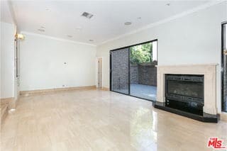 Building Photo - 9323 Burton Wy