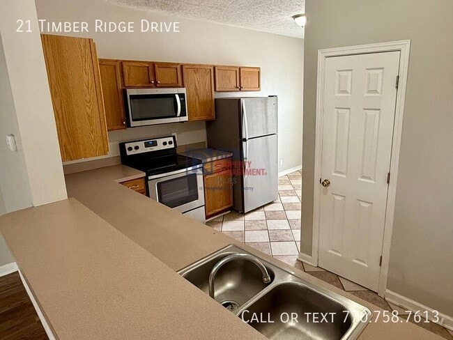 Building Photo - 21 Timber Ridge Dr