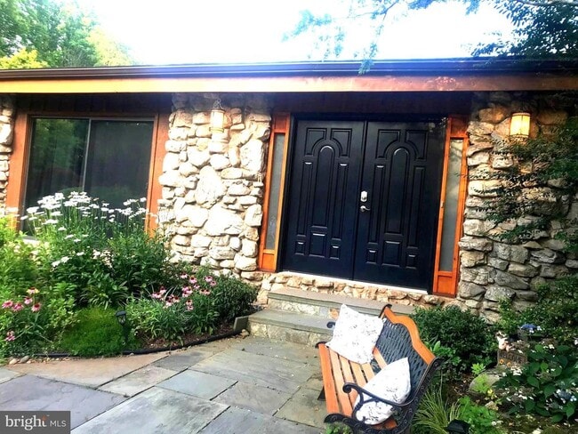 Foto del edificio - 10809 Nicholsridge Rd