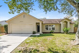 Building Photo - 7604 Chelmsford Dr