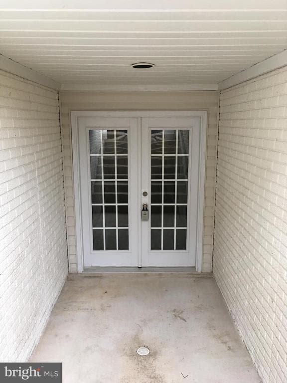 Building Photo - 2827 Slingerland Dr