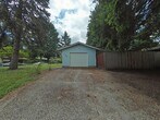 Primary Photo - 3 Bedroom House ~ Close to Downtown ~ Pet ...