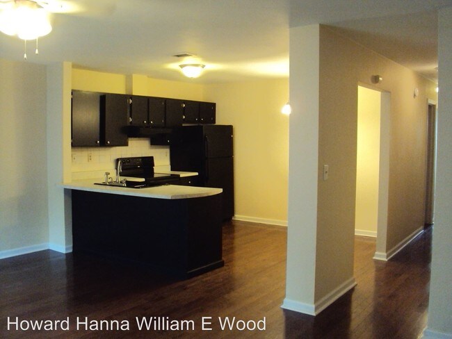 Building Photo - 903 Wickford Dr