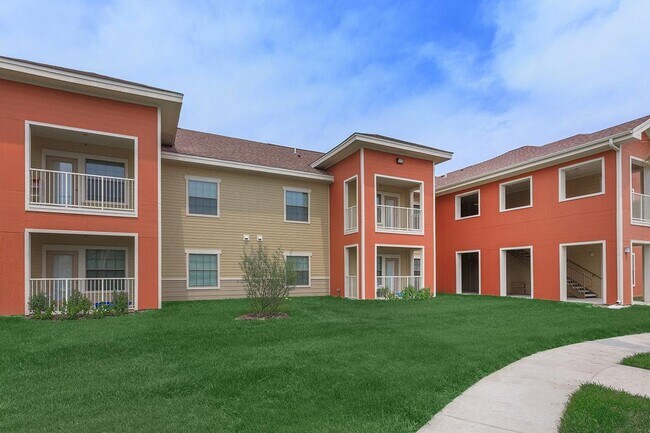 Foto del edificio - 315 Butterfly Garden Dr