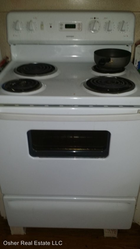 Primary Photo - 106 E 3rd St