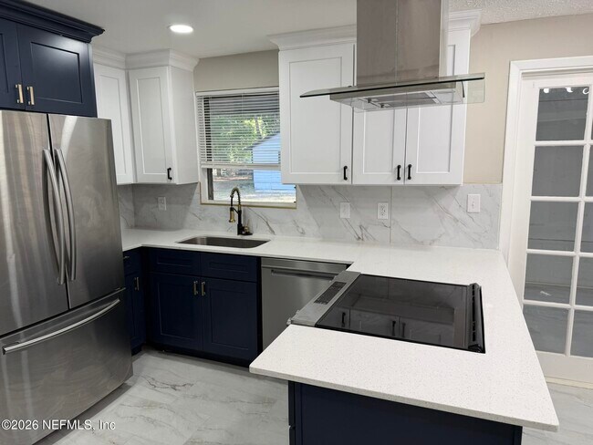 Foto del edificio - 85064 Radio Ave