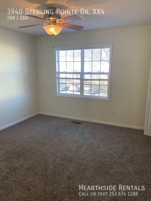 Building Photo - 2 Bed / 1.5 Bath Townhome in Sterling Pt