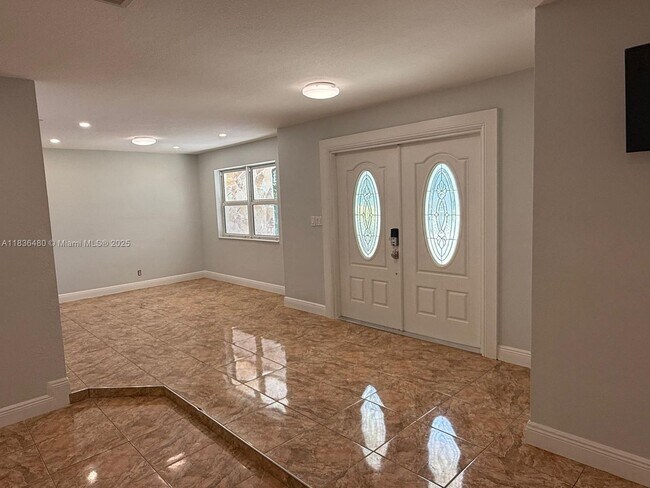 Foto del edificio - 4281 NW 35th Terrace
