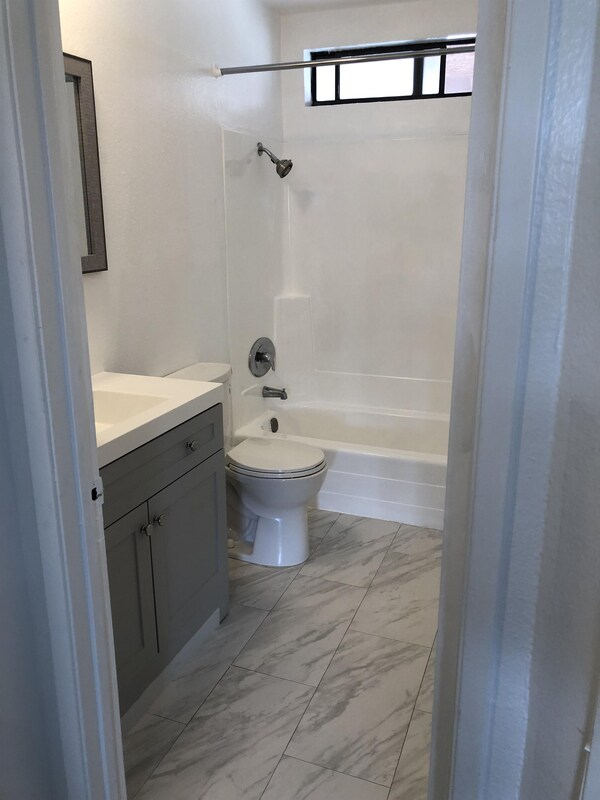 Building Photo - 2202 Hess Circle