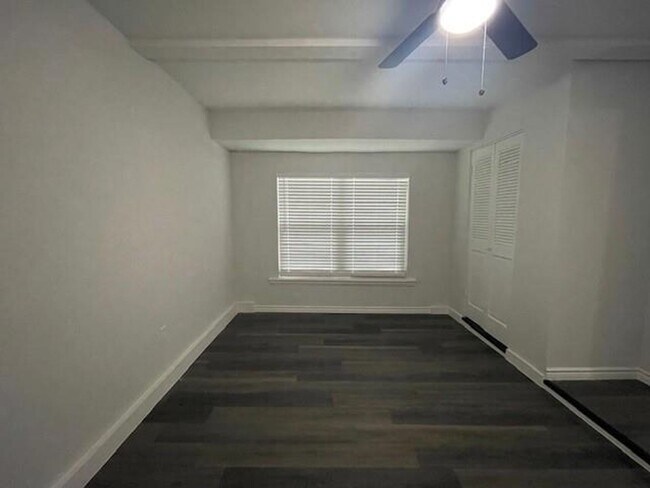 Foto del edificio - 408 Southern Ct