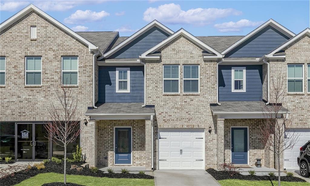 Foto principal - 3983 Hidden River Ln