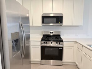 Building Photo - 447 Southern Magnolia Wy