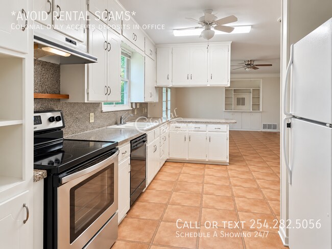 Foto del edificio - 3306 Chisholm Trail