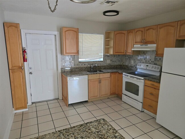 Foto del edificio - 807 W Las Olas Blvd