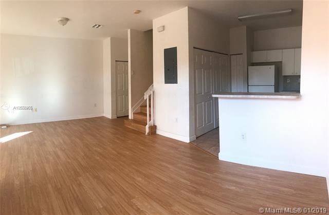Building Photo - 3619 NW 29th Ct