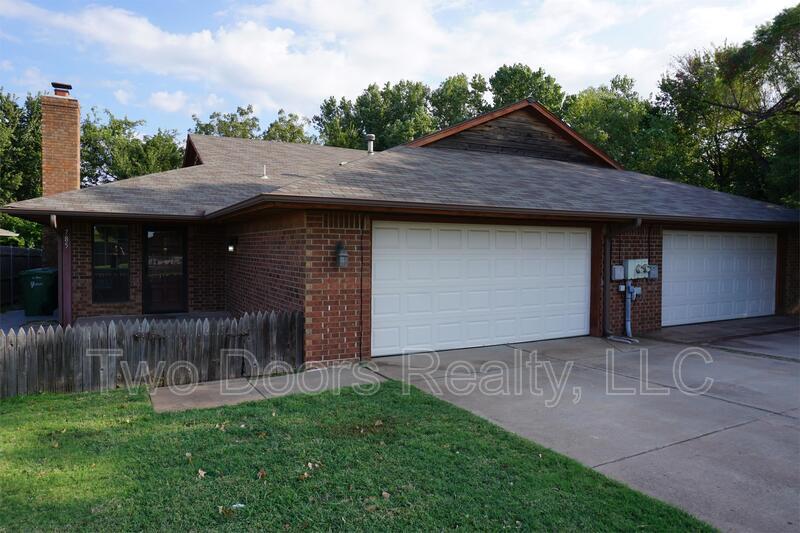 Photo - 785 Kingsgate Road