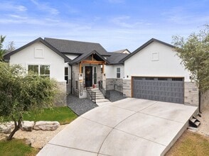 Building Photo - 96 Primrose Ln