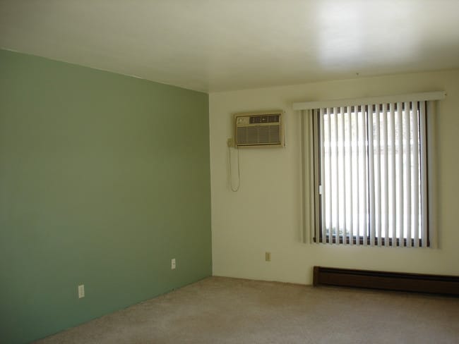 Foto del edificio - 2204 Camelot Ct