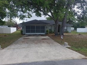 Building Photo - 443 Flamingo Ct