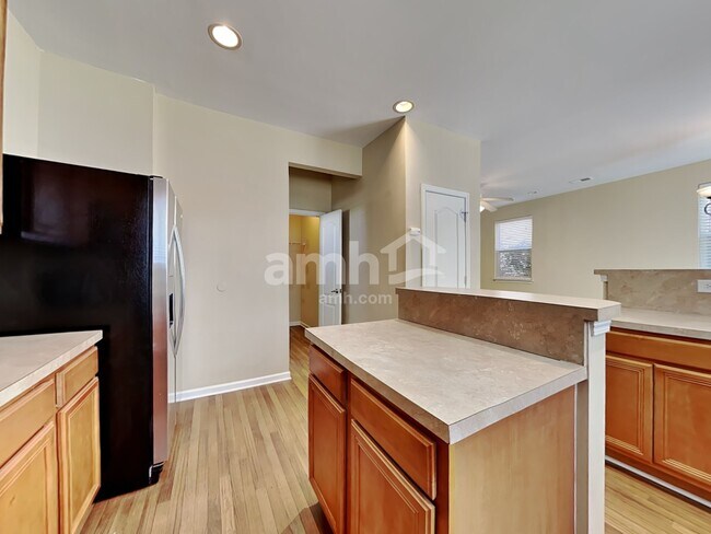 Building Photo - 141 Chemistry Cir