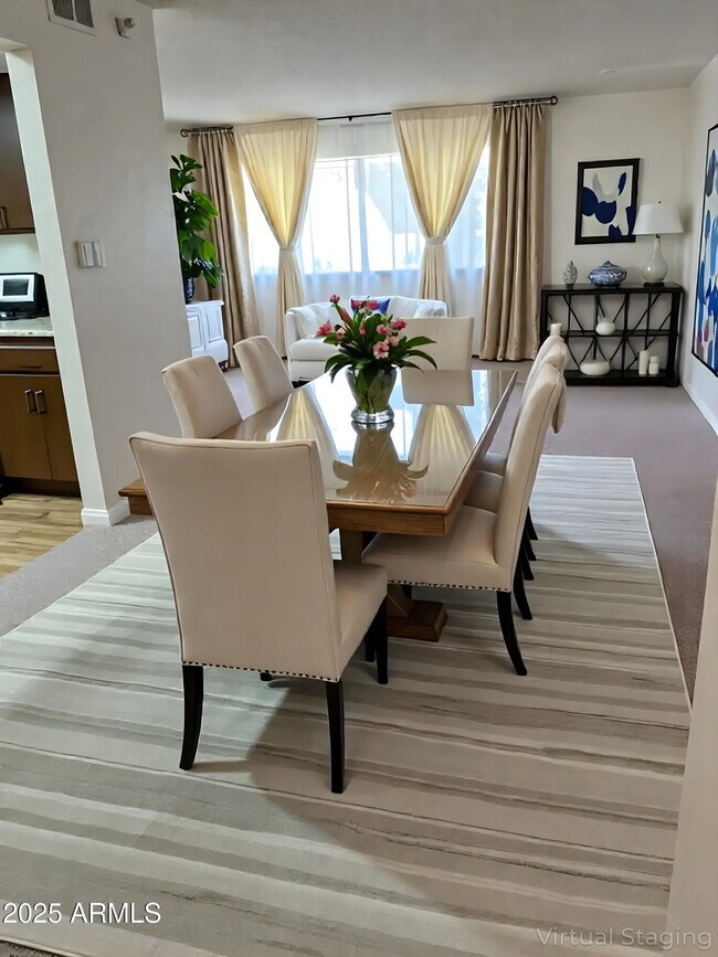 Foto del edificio - 570 N Villa Nueva Dr