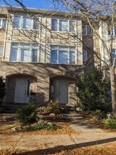 Building Photo - 236 Latchford Rd