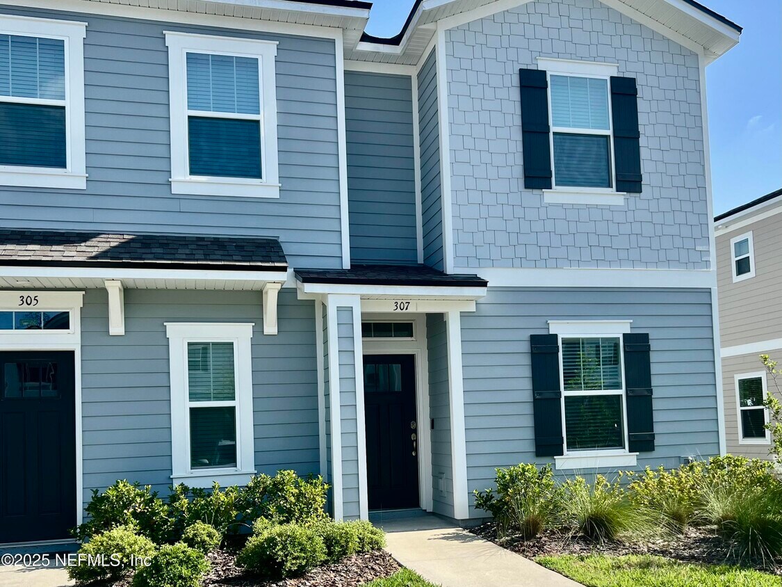 Foto principal - 307 Annies Pl