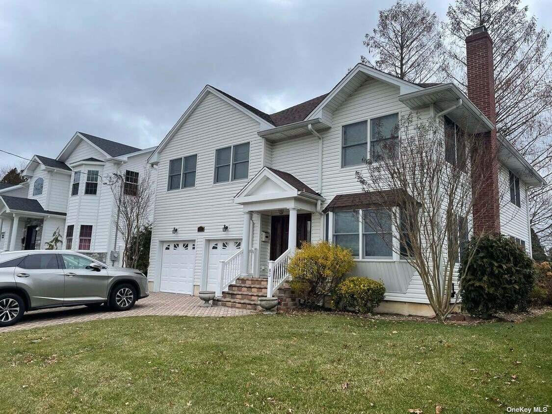 83 Convent Rd, Syosset, NY 11791 House Rental in Syosset, NY