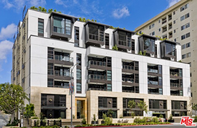 Building Photo - 10777 Wilshire Blvd