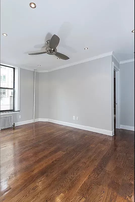 Building Photo - 115 AVE A