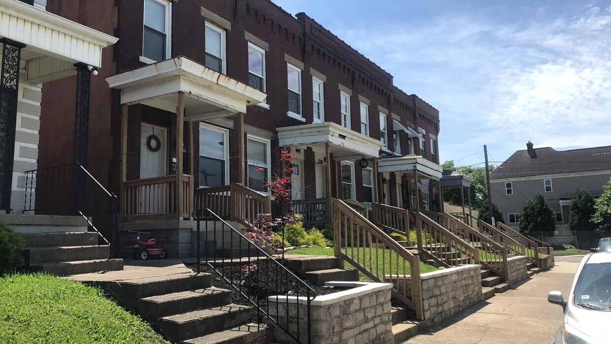 222 Dakota Ave, Columbus, OH 43223 Townhome Rentals in Columbus OH