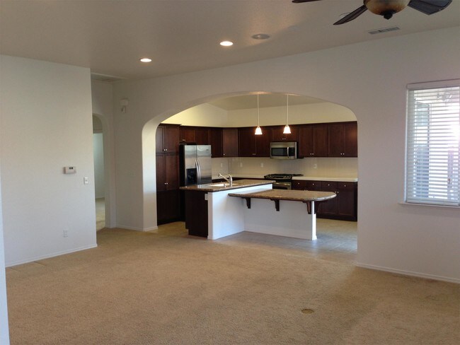 Foto del edificio - 5577 N Plum Ln